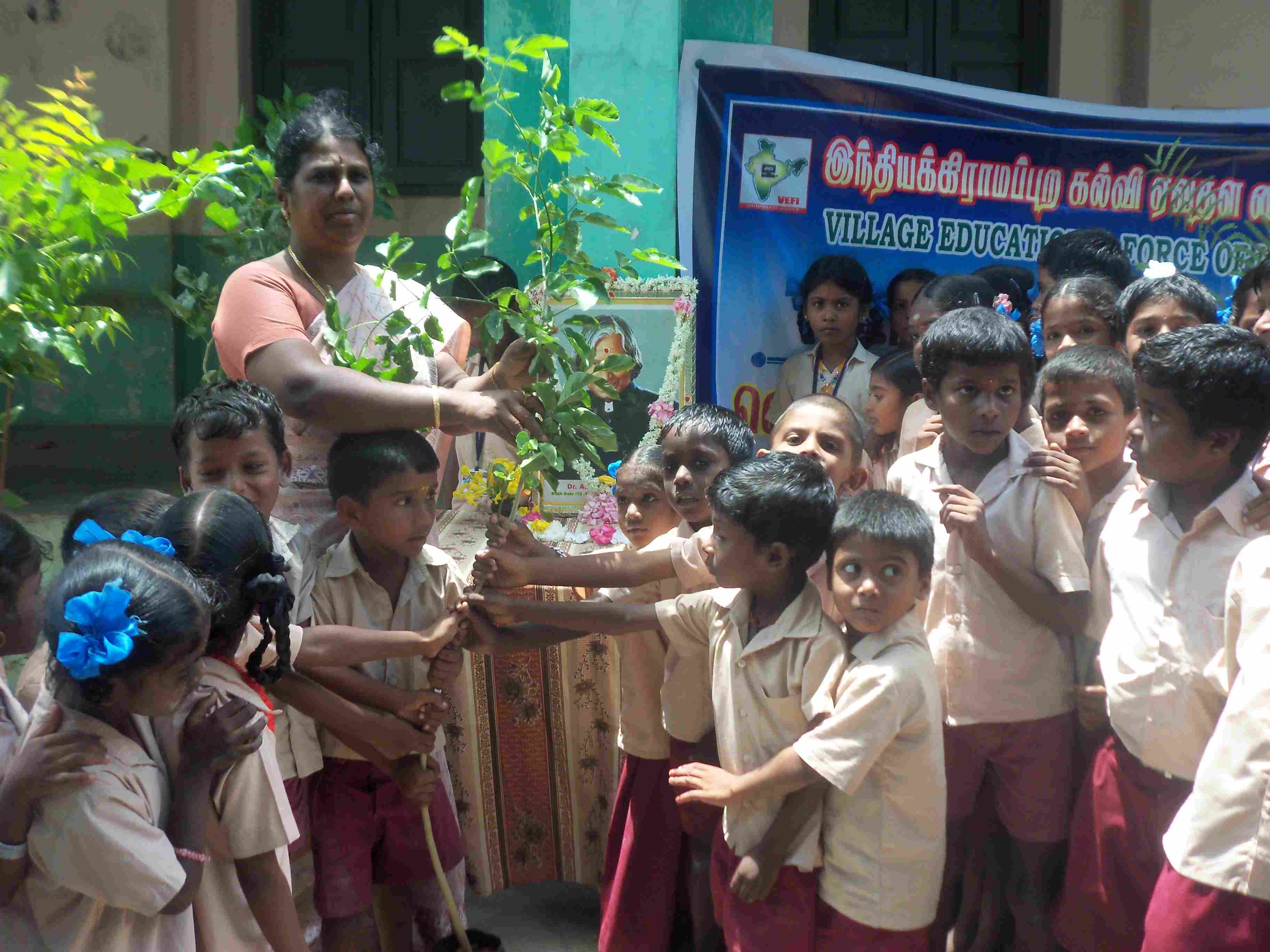 APJ Abdul Kalam - Tree Plantation